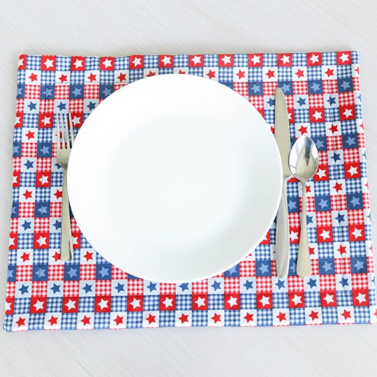 Disover Americana Quilted Placemat, Fourth of July stars placemat, fabric placemat, Independence Day, dining decor, table setting, Stars and Stripes