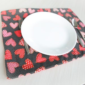 Hearts Valentine Placemat | washable placemat, Valentine&#39;s Day dinner, table setting, kitchen, Valentine&#39;s hearts, love day, red, pink heart