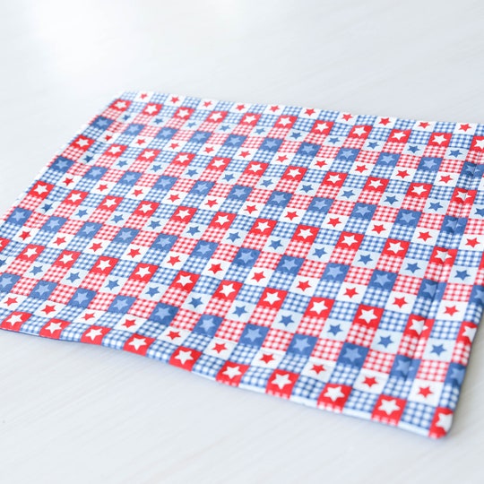 Disover Americana Quilted Placemat, Fourth of July stars placemat, fabric placemat, Independence Day, dining decor, table setting, Stars and Stripes