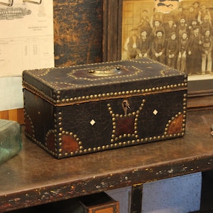c.1850s Antique Primitive Victorian Monogrammed Leather Sudded Cash/ Jewelry/ Stash Box