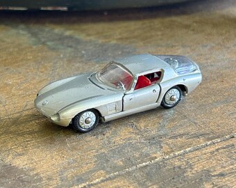 Figurine Hot Wheels 1:64 - Alfa Romeo Giulia Sprint GTA En Blanc (Modèle HKC50)