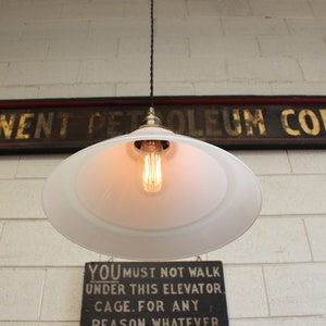 Each SOLD SEPARATELY: x29 Available 14 French Vintage Industrial Vianne NOS White Glass Pendant Lights afbeelding 6