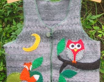 Little boys toddlers felted recycled upcycled repurposed grey green sleeveless lambswool sweater jacket with woodland creatures scene OOAK