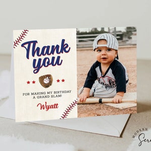 Cartão de agradecimento de novato do ano Cartão de agradecimento de primeiro aniversário de beisebol Modelo editável para festa de beisebol