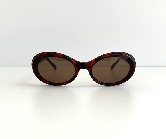 Vintage Cartier Women’s Frisson Sunglasses VINTAGE CARTIER FRISSON OVAL BLACK-GOLD PLATED WOMEN  main image 2