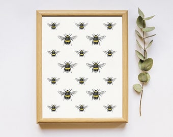 Bumblebee Pattern Print: Vintage Insect Wall Art