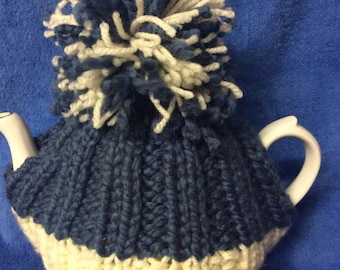 SUPER  HAT  TEACOSY