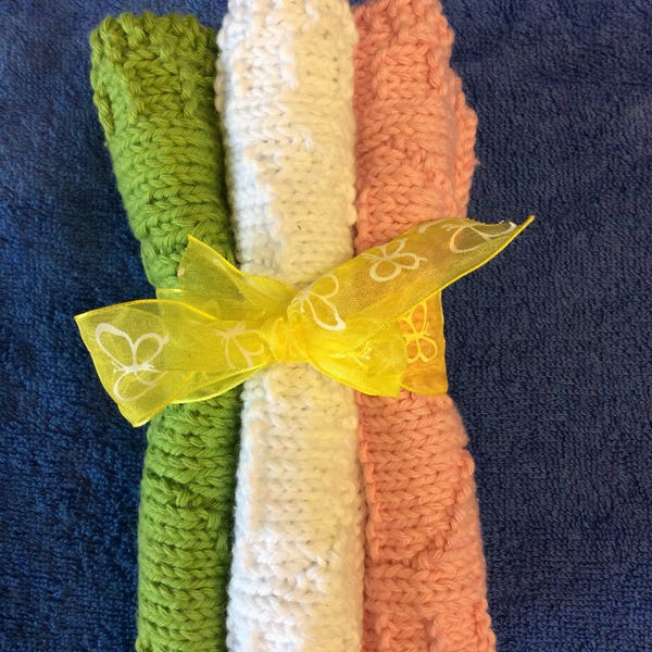 3   LITTLE  STAR  WASHCLOTHS