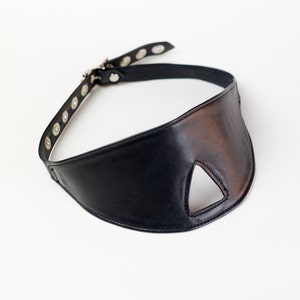 Leather Bondage Blindfold with Buckle (MATURE)