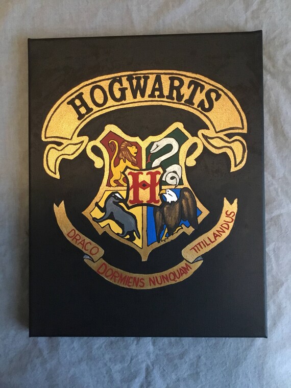 Hogwarts Crest Canvas | Etsy