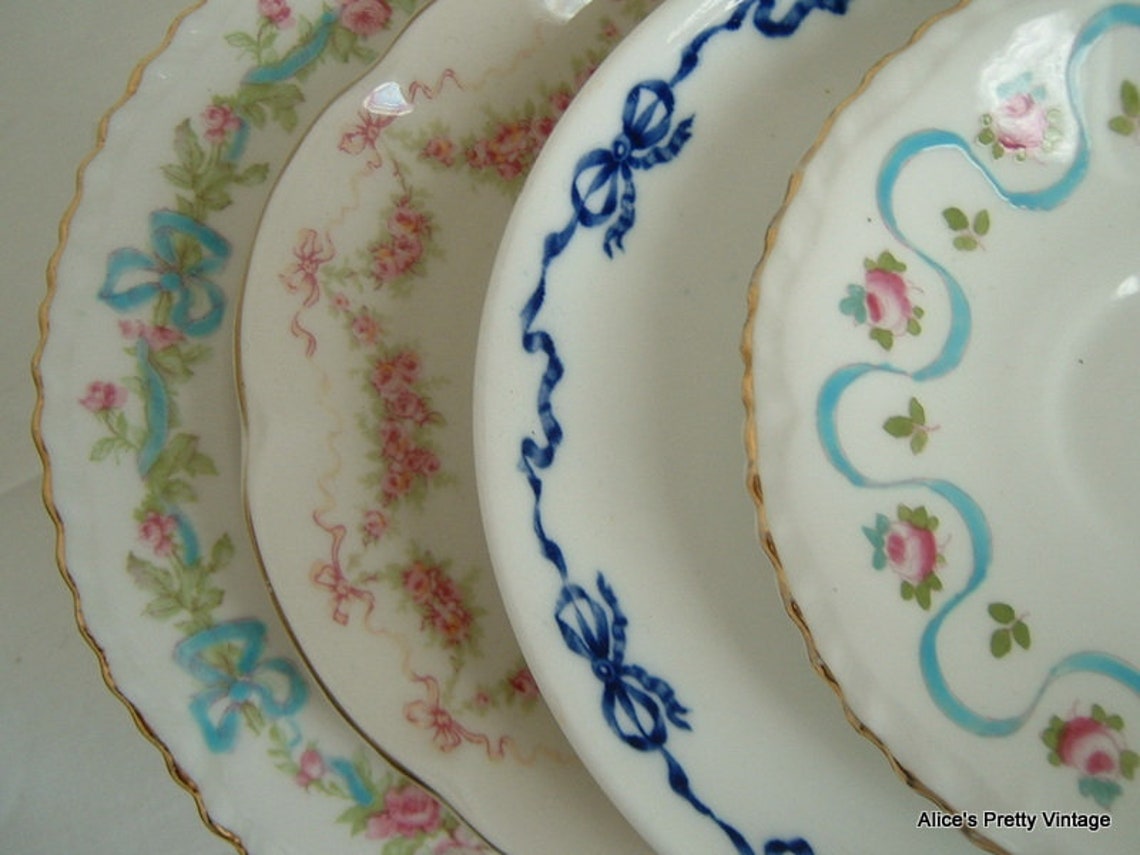 A Wonderful Set of Vintage Plates/dishes Ribbons and Bows Pretty Pretty China Perfect for a