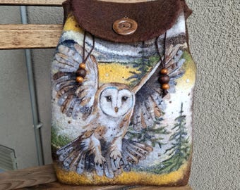 Mochila de búho, bolso de fieltro de lana, mochila artesanal con motivos de la naturaleza, mochila bohemia con animales, regalo único con temática forestal, bolso de fieltro artístico para mujer.
