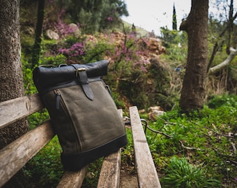 Leren rugzak met omslag: gewaxt canvas wandelrugzak
