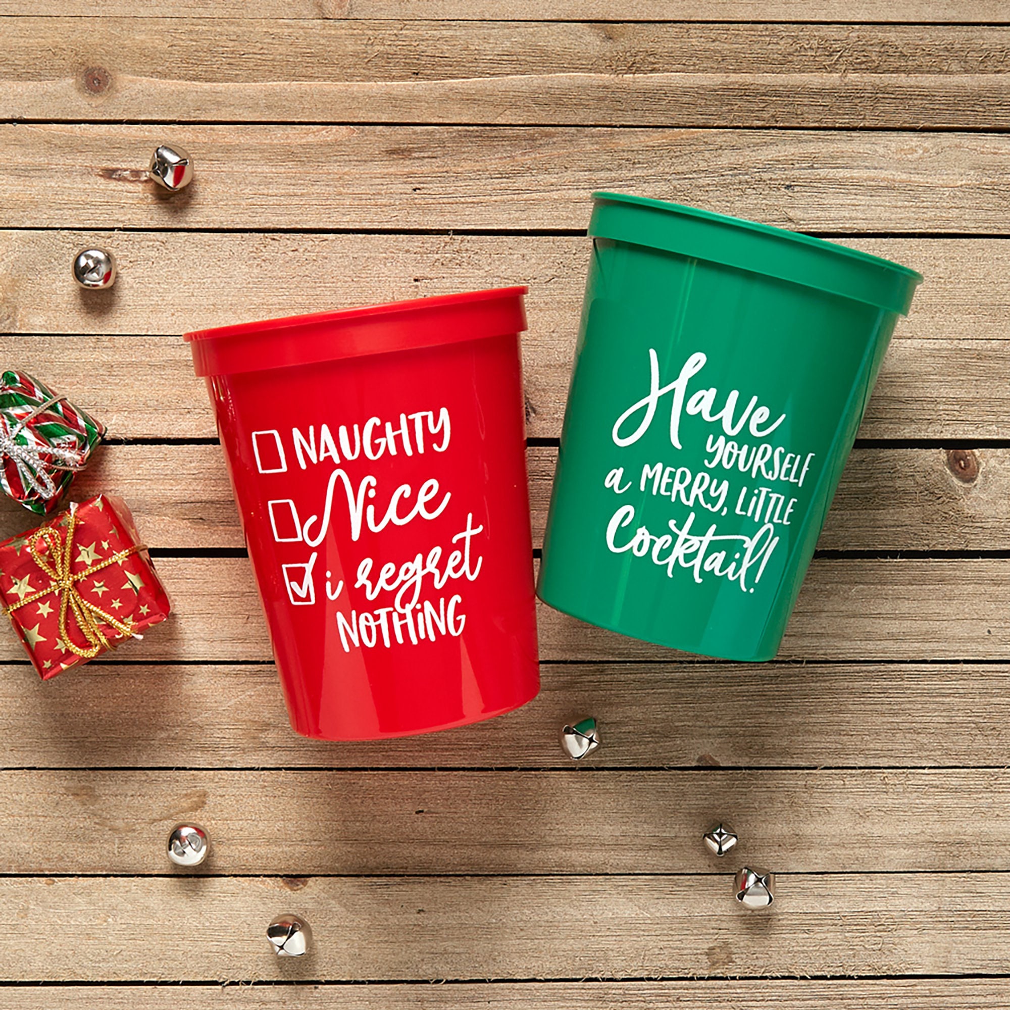Layhit 100 Pcs 12 oz Reusable Christmas Cups Team Naughty or Nice Christmas  Plastic Cups Cocktail Serving Cups Holiday Drinkware Beverage Drinking
