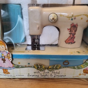 Sew Fun Children Kids Toy Green and Blue Sewing Machine with Pedal and Crank