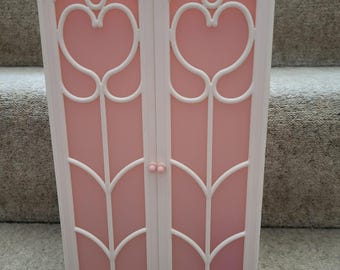 Vintage 1989 Sindy wardrobe by parity,teen doll wardrobe with drawers.
