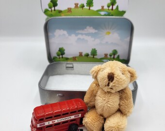 London Teddy Bear Pocket Tin: Keepsake with london bus