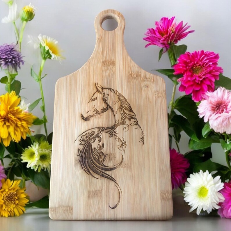TheKraftyEquestrian Horse Bamboo Paddle Cutting Board - Thumbnail 2