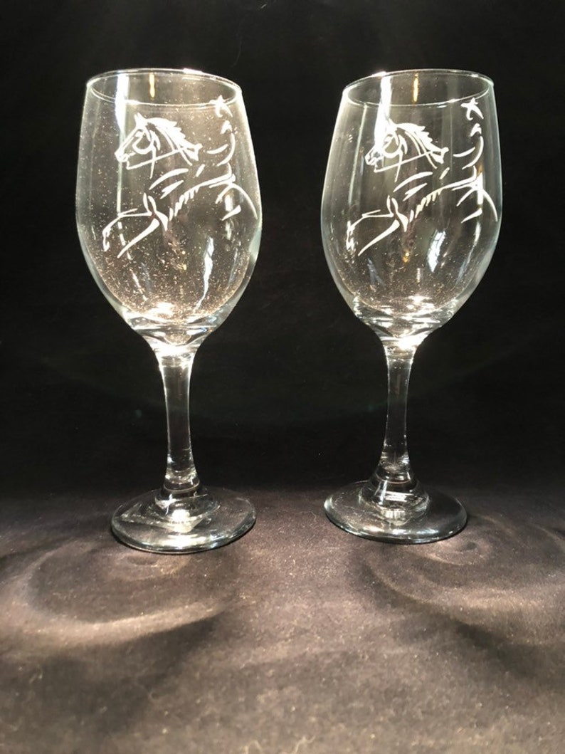 2 Reining Horse Lovers Engraved Wine Glasses Reiner Etched Glassware Etsy