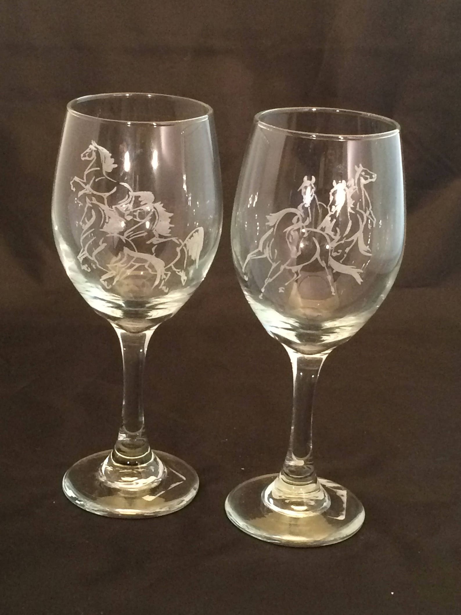 2 Horse Lovers Engraved Wine Glasses Etched Glassware Etsy