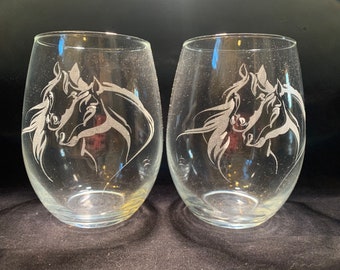 2 Beautiful horse lovers etched stemless wine glasses! Engraved glassware!