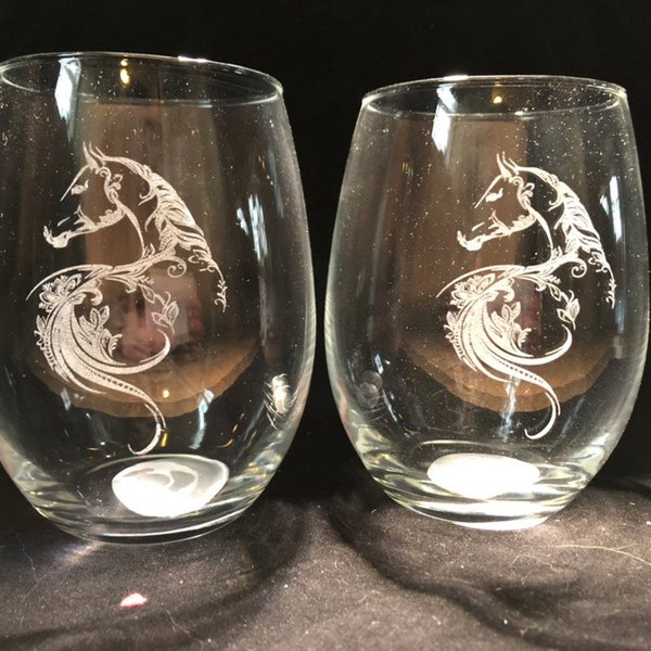 2 horse lovers engraved wine glasses! Etched glassware!
