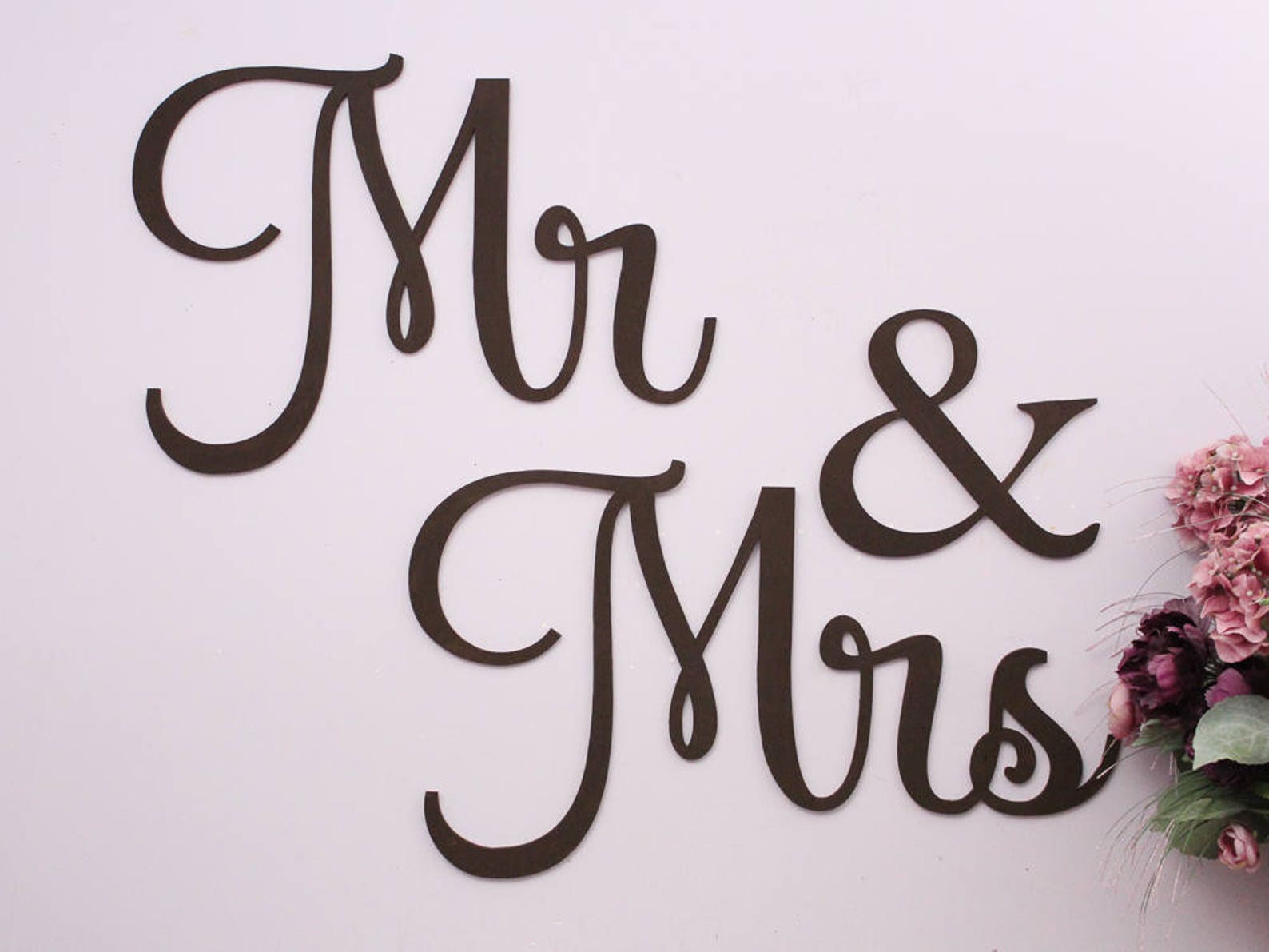 Mr and Mrs Wall Sign Wedding Backdrop Decor Over the Bed - Etsy Canada