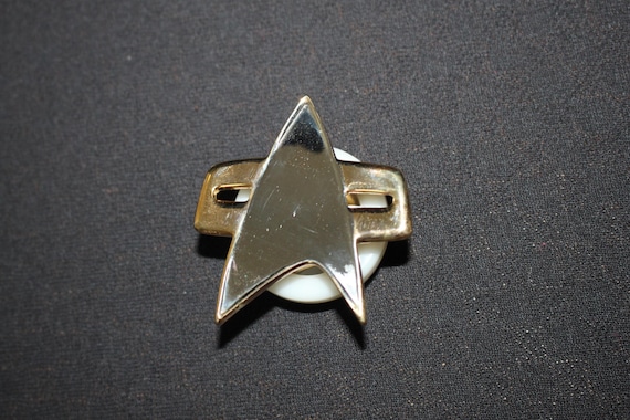Star Trek Communicator Pin, Com Badge, Paramount - image 1
