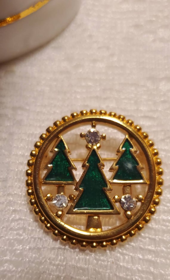 Monet Christmas tree and Rhinestone Gold Tone Broo