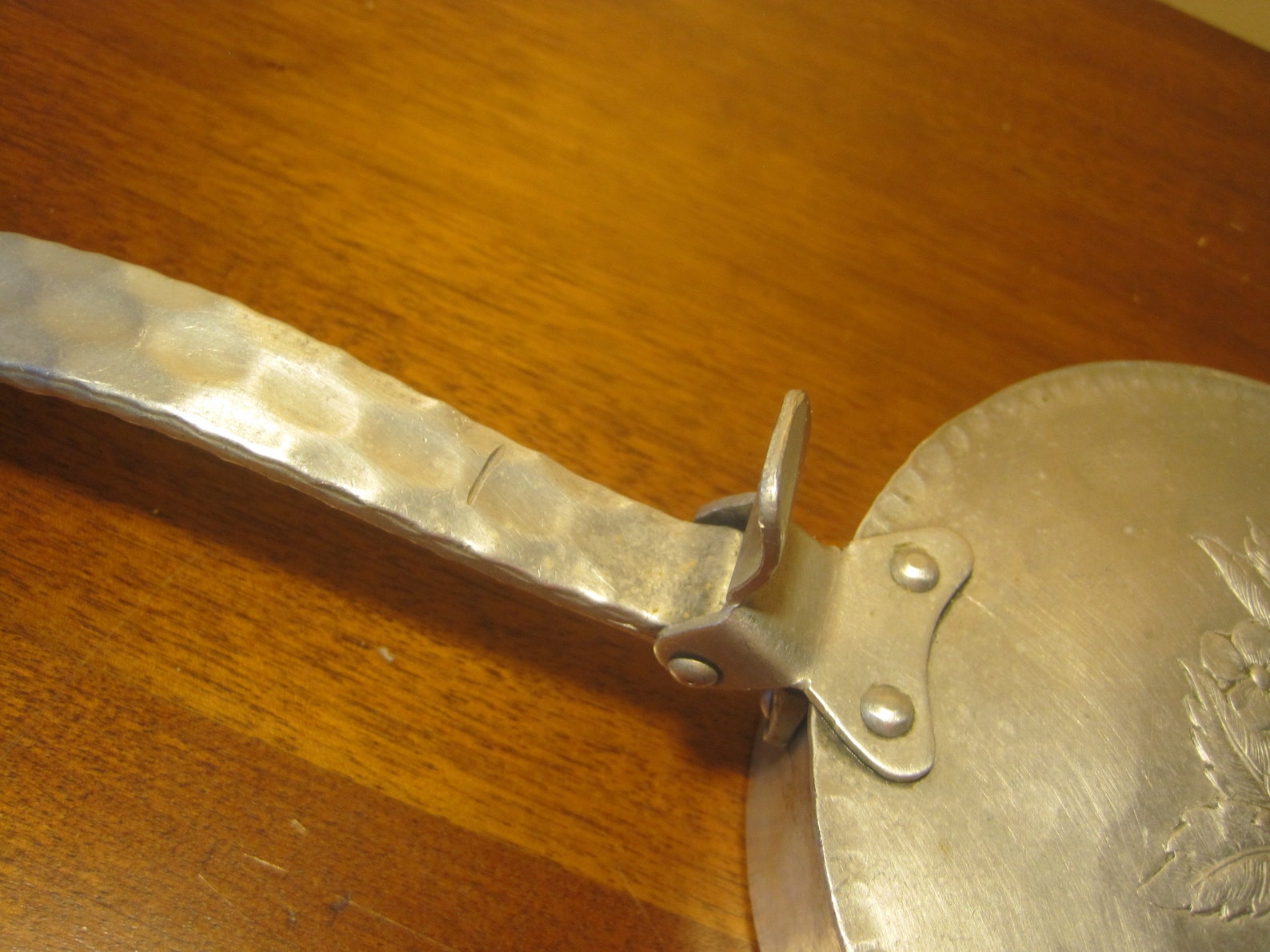 Vtg Silent Butler Hand Hammered Aluminum Crumb Catcher Etsy