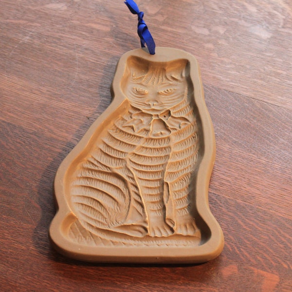 Vintage Hartstone Kitty Cat Cookie Mold w/ Bow and Bell. 11”.  1981 Large Shortbread Mold.   Holiday Décor.  Christmas Gift!