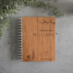 Unser Hochzeitsplaner Buch Floral Custom Hochzeitsplaner aus Holz Hardcover Buch Bester Freund Hochzeitsgeschenk an Braut