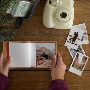 Flitterwochen Reisetagebuch und Fotoalbum Unser Abenteuerbuch für Paare, als Geschenk für Sie oder die beste Freundin