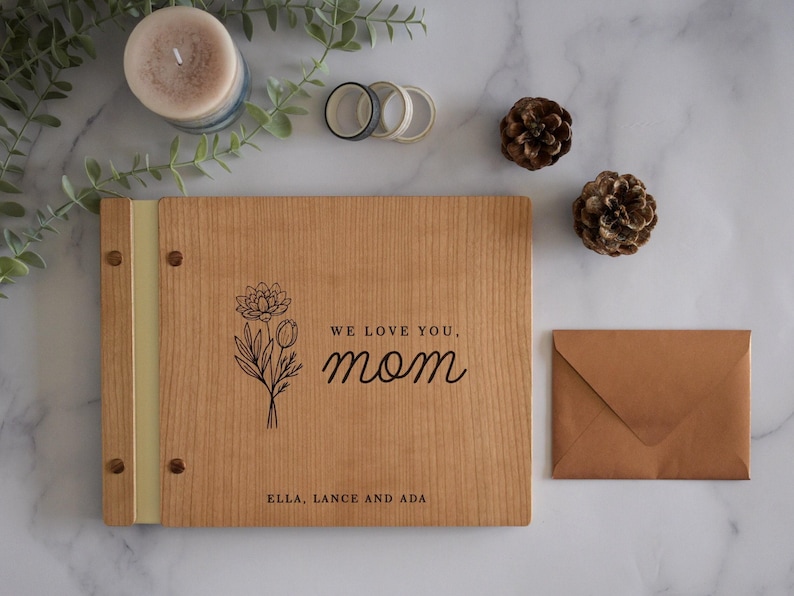 Muttertagsgeschenk: Fotoalbum für Mama oder Oma, Jahrestagsgeschenk für Paare, personalisiertes Geschenk für sie Bild 1