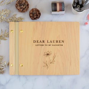 Libro de recuerdos "Cartas a mi hija", álbum de recortes personalizado con flores para el mes de nacimiento, regalo para baby shower, regalo para el Día de la Madre, diario "Querida hija"