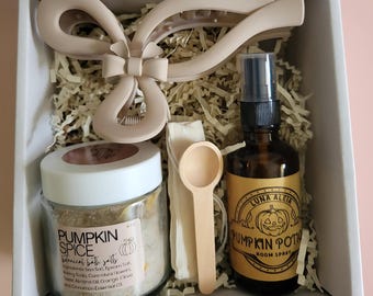 Pumpkin Spice Fall Gift Box, Handmade Spa Gift Set With Bath Soak and Room Spray, Cozy Care Package For Her, Self-Care Gift Box