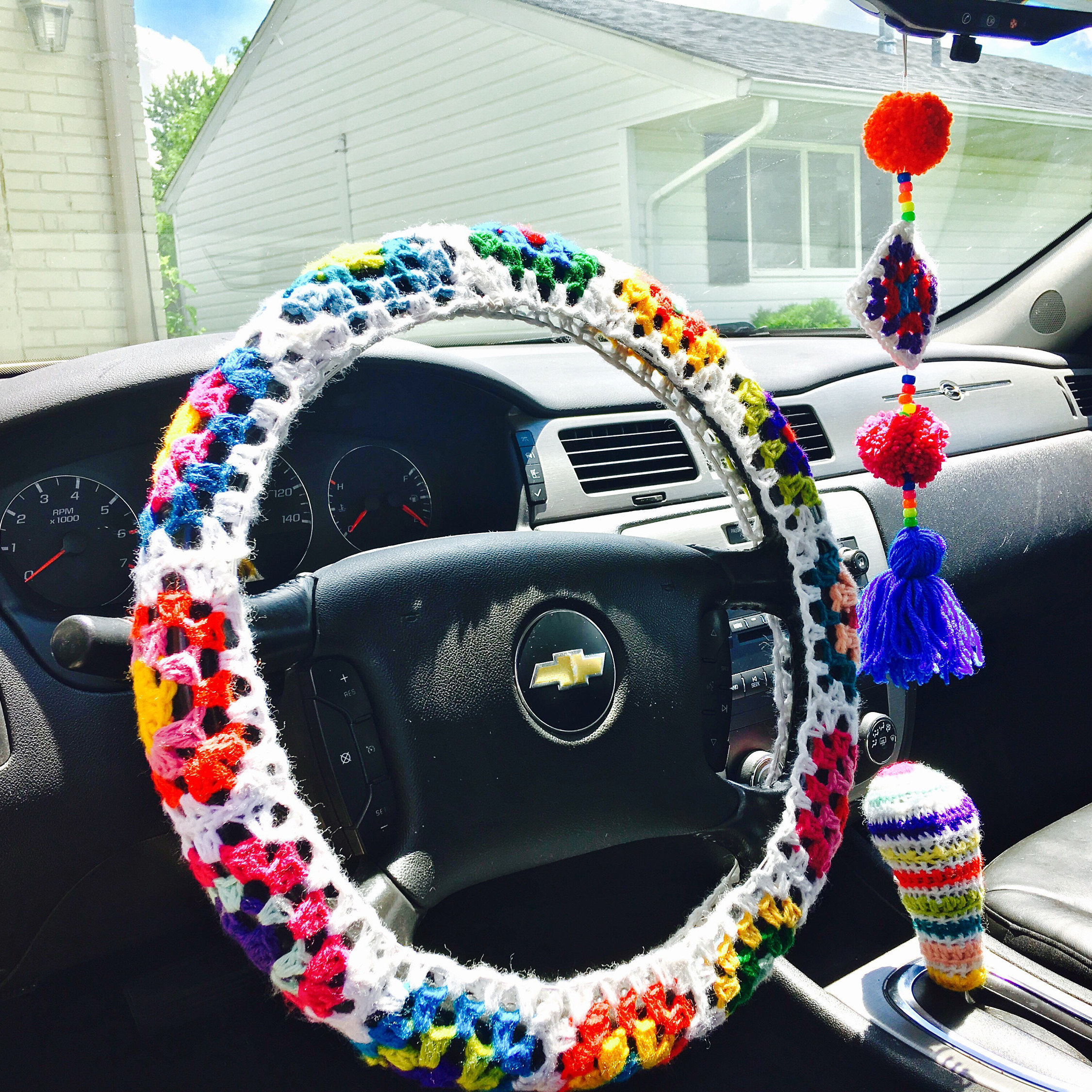 Steering Wheel Cover, Boho Car Accessories, Car Wheel Cover, Smiling  Flowers, Orange Rust Green Interior, Car Décor, Aesthetic Wheel Cover 