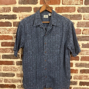 Vintage LL Bean Vacation Shirt Blue Short Sleeve Button Up Shirt Medium