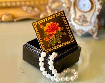 Black Lacquered Nesting Boxes Wood Floral Inlay Organizer Asian Jewelry Container Vanity Tray Decor Midcentury Oriental Box Gold Red Trinket