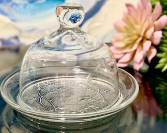 Manteigueira Dome Floral Gravado Vidro Transparente 1950 Princesa Casa Heritage Queijo Cloche Bandeja Coberta Café da Manhã Aperitivo Vintage Presente de Casamento