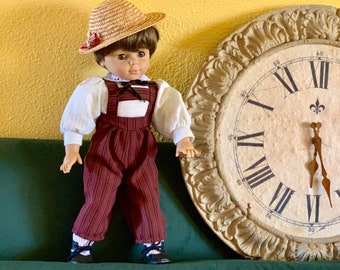 Muñeco Gotz de niño alemán con sombrero de paja, muñeco alto para jugar, mono folclórico vintage, disfraz de tela hecho a mano, regalo de Navidad, títere Gotz coleccionable, juguete de los años 60