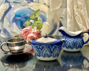 Bombay bleu en céramique lait crémier sucrier cuillère reste des années 1980 cuisine Art Nouveau thé service petit déjeuner table café condiments soucoupe cadeau