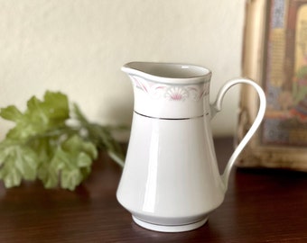 Crown Ming Creamer Porcelain White Pastel Flower French Coffee Table Decor Mini Pitcher Vintage Vase Country Decor Shabby Chic Kitchen