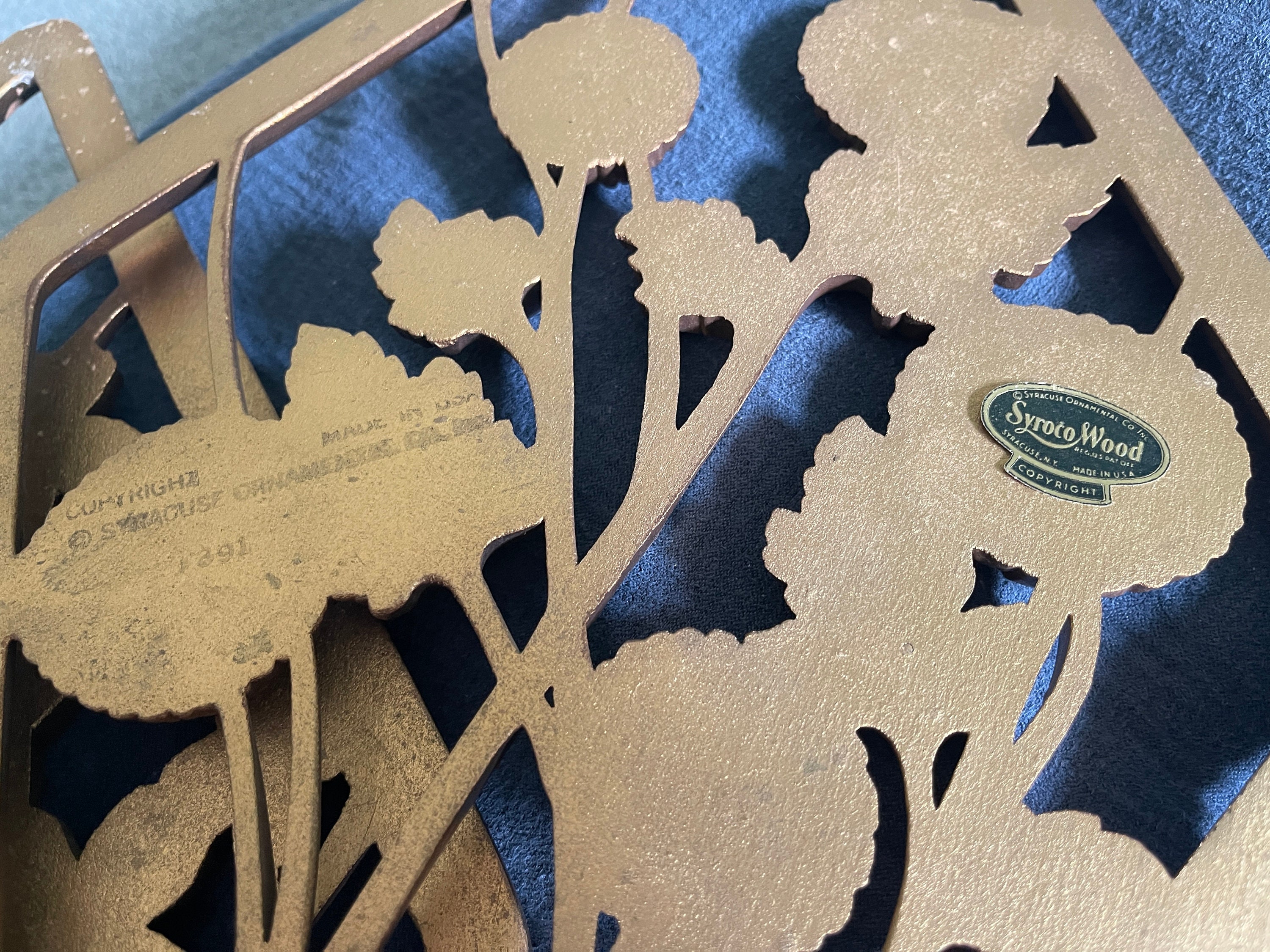 B104s  銅製雲鶴図木瓜形手焙　取手付　骨董　火鉢　赤銅 B104s 銅製雲鶴図木瓜形手焙 取手付 骨董 火鉢 赤銅