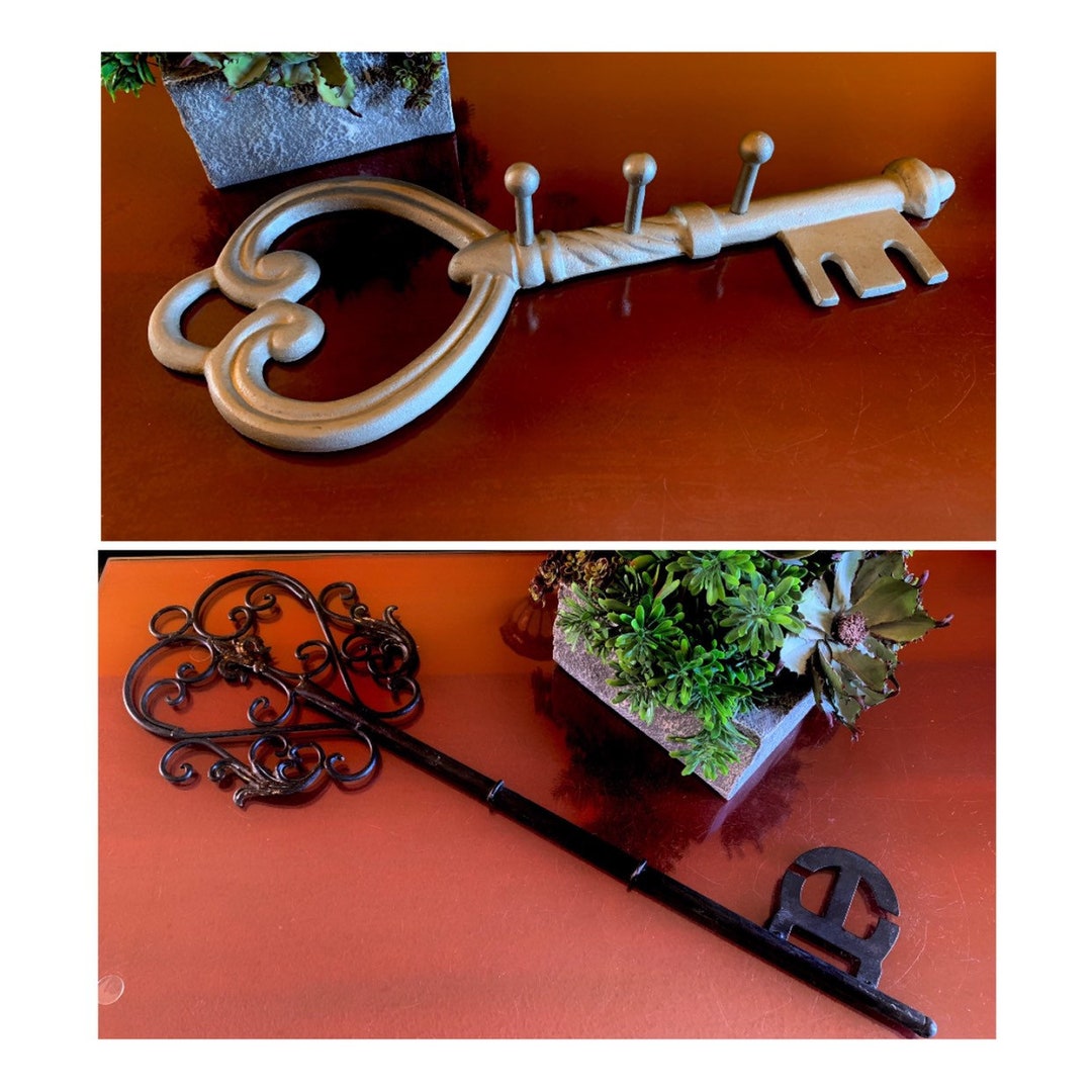 Castle Key Wall Art French Skeleton Rustic Metal Large Key Rack Coat