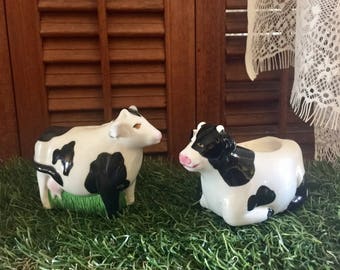 Ceramic Cow Duet Salt Pepper Shaker Set Farmhouse Animals Porcelain Figurines Cottage Shabby Chic Kitchen Dining Table Country Wedding Gift