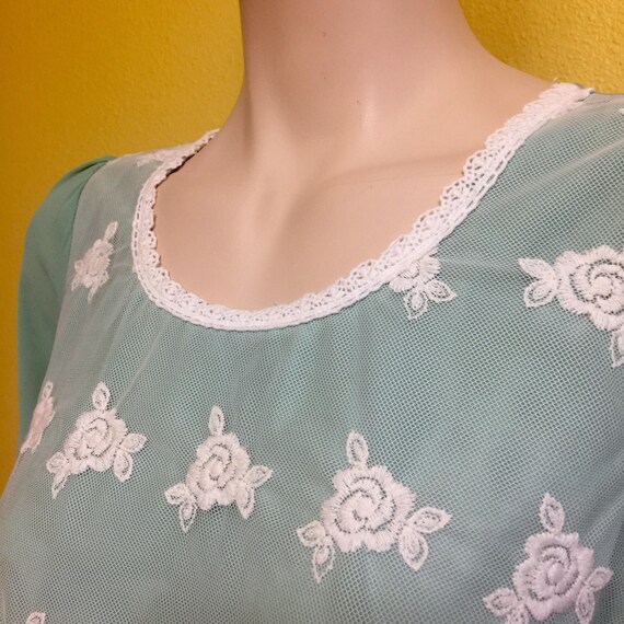 Ivory Crochet Mint Green Lace Top Rose Ruffle Tul… - image 5