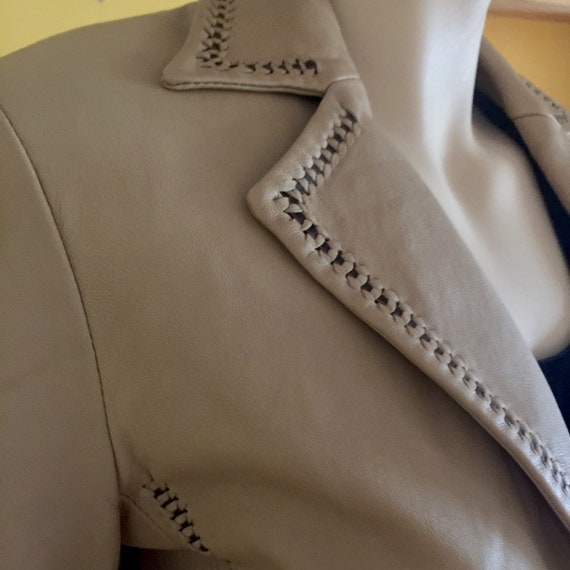 Genuine Lambskin Leather Cream Blazer Classic Nud… - image 2