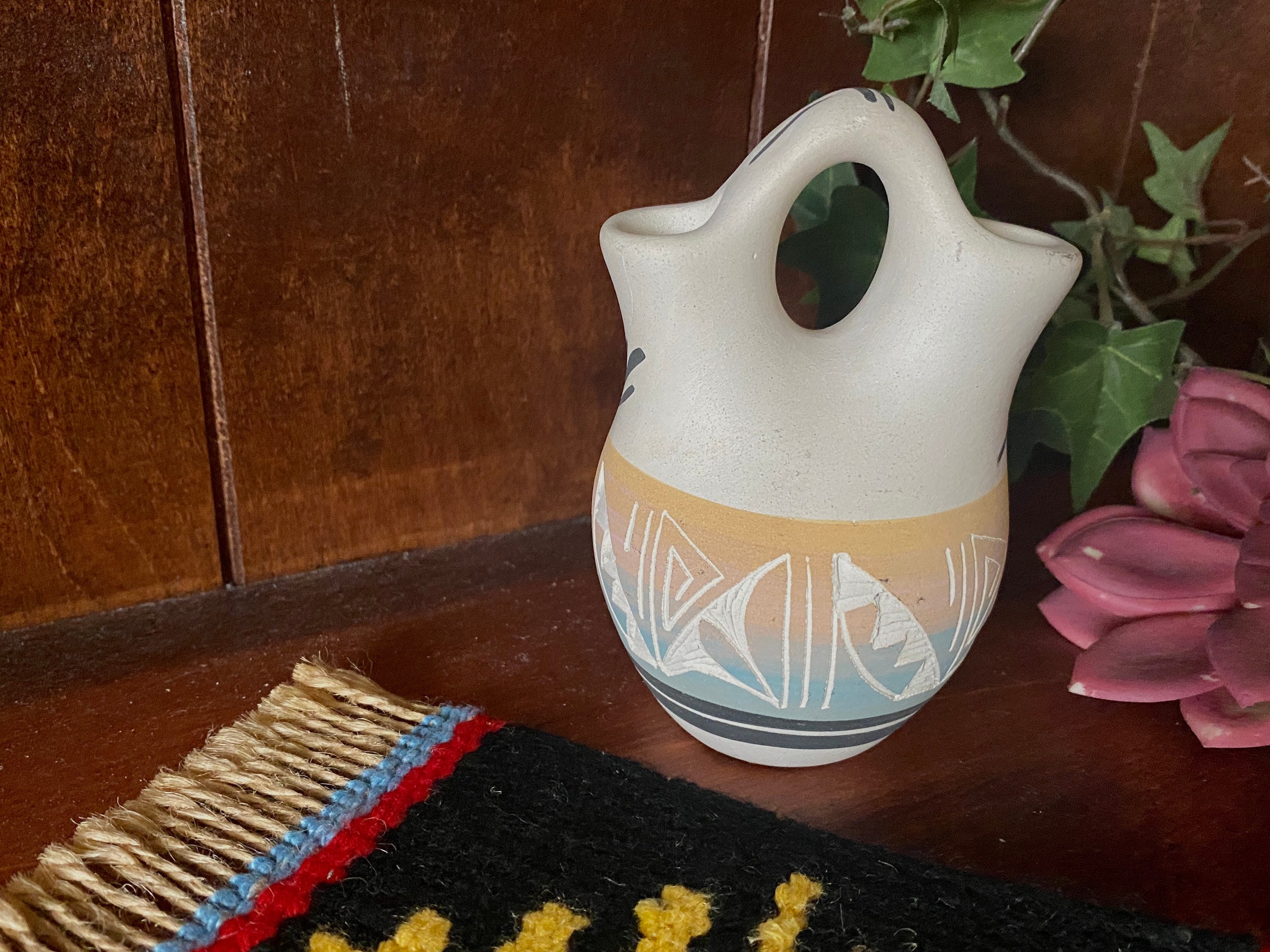 ナバホ族のウェディング花瓶 ネイティブアメリカンインディアン陶器 南