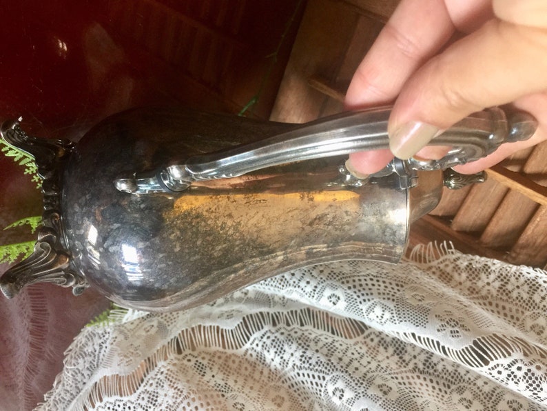 Silverplated Teapot Footed Repouss\u00e9 Ornate Jug Metal Pitcher Finial Lid Bed Breakfast Condiment Victorian Wedding Decor Tea Coffee Serving